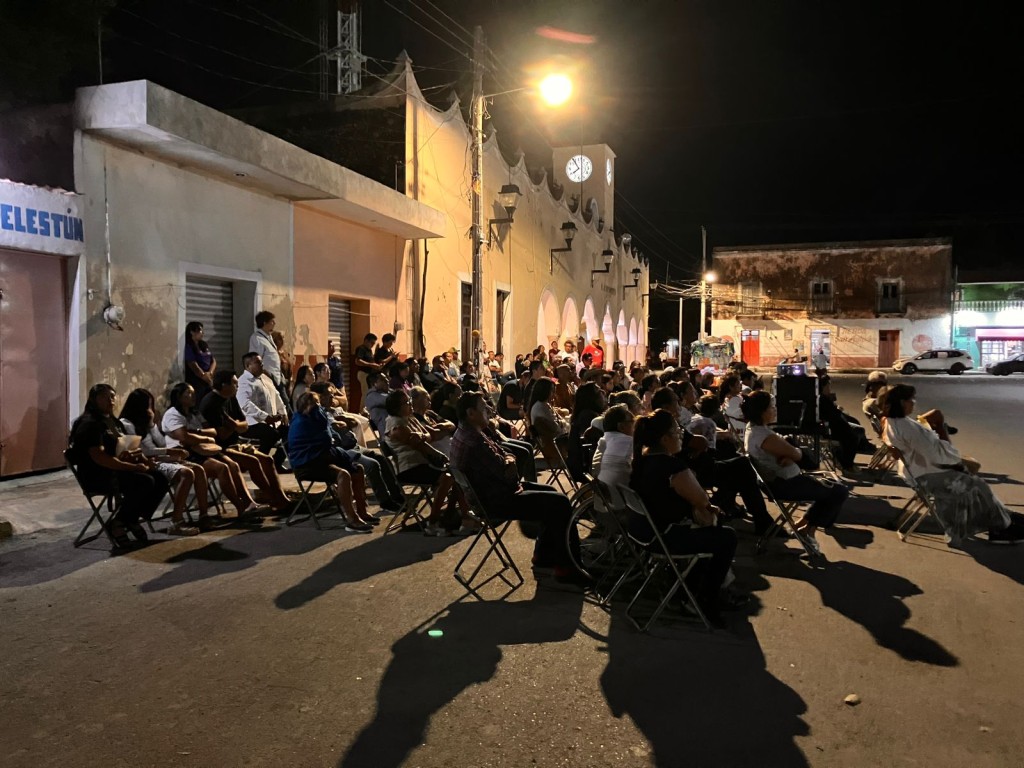Proyectar&aacute;n documental sobre flamencos en M&eacute;rida, Celest&uacute;n y Sisal