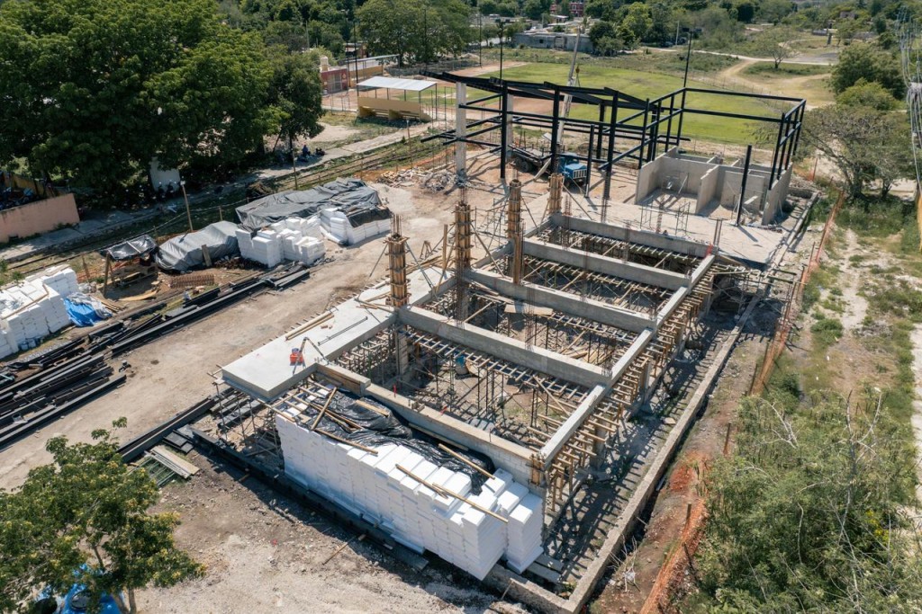 Avanza construcci&oacute;n del Centro Renacimiento Ka&rsquo;siijil, en Izamal