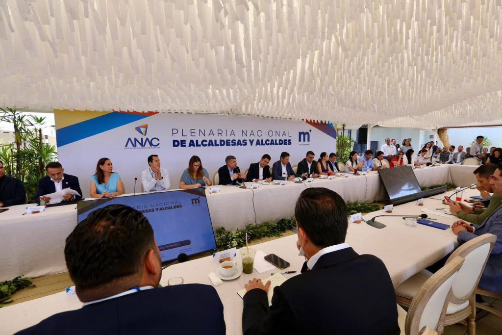 Comparte Mérida estrategias de comunidades seguras en la Plenaria Nacional de Alcaldes y Alcaldesas de la ANAC