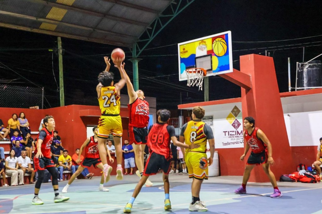 Se corona campeón del basquetbol municipal varonil de Segunda Fuerza Club Linces de Tizimín