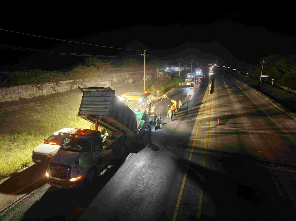 Moderniza SICT carretera M&eacute;rida-Tizim&iacute;n con inversi&oacute;n de m&aacute;s de 190 mdp