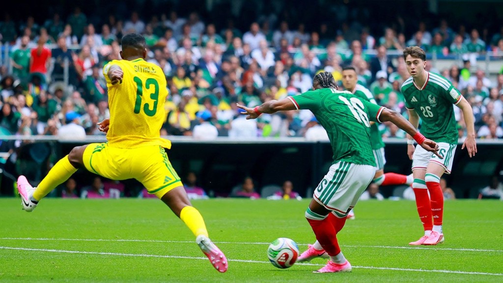 Quiñones, el autor del primer gol de México, jugó con Venados en el Carlos Iturralde
