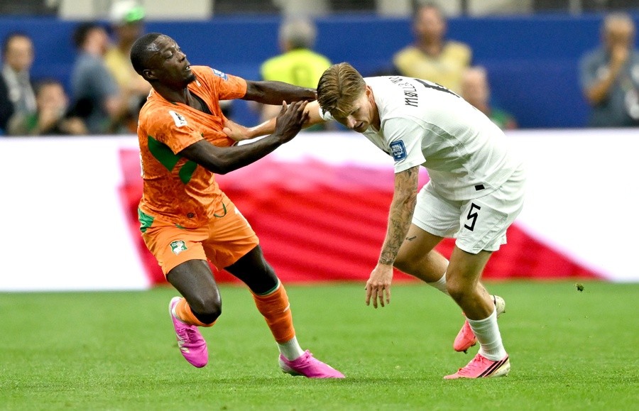 Haaland le da el pase a Noruega a Octavos de Final