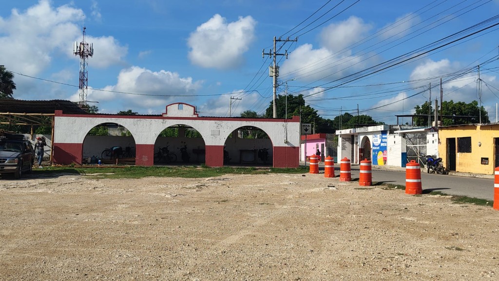 Por remodelación del mercado de Tizimín, se mudan los locatarios