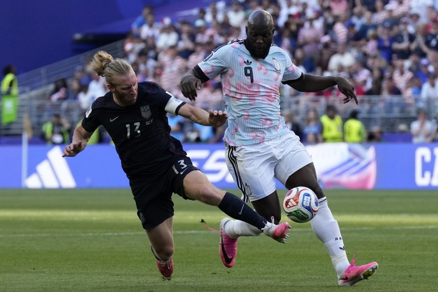 Bélgica le pasa encima a Estados unidos cuatro goles a uno