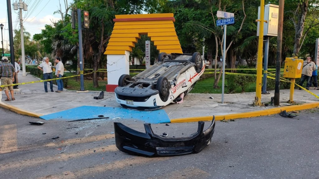Concluyen trabajos de restauración en el arco del Parque de las Américas