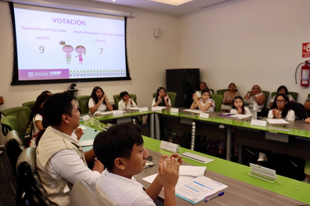 Integra DIF Yucatán primer Consejo Consultivo de Niñas, Niños y Adolescentes