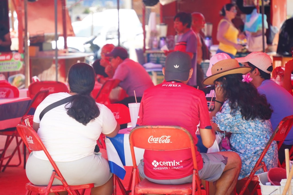 El mercado de Tizimín sigue vivo en la Plaza de Toros