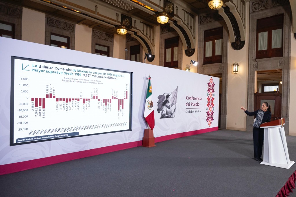Abre CRT consulta p&uacute;blica sobre lineamientos generales para la protecci&oacute;n de los derechos de las audiencias: Claudia Sheinbaum