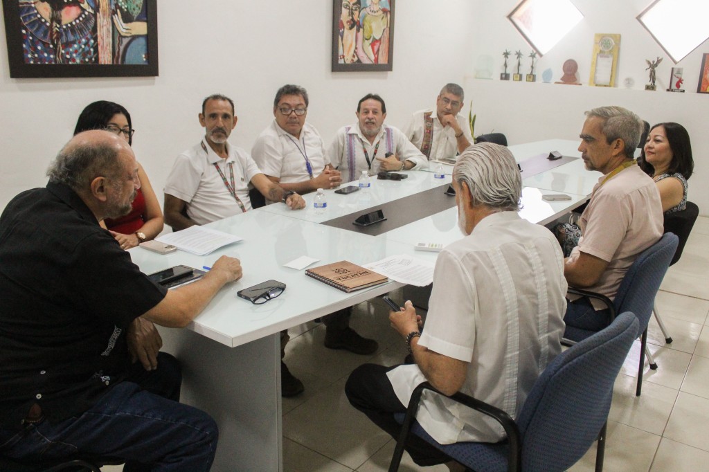 Logra acuerdos Guía de Turistas de Yucatán, A.C., con el gobierno estatal