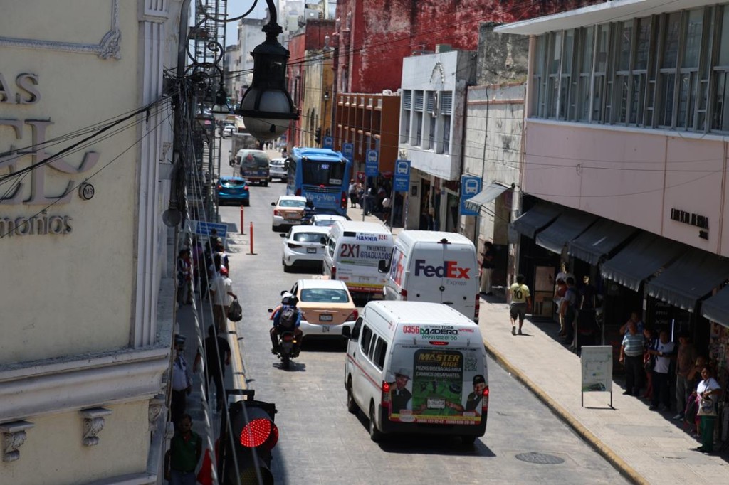 Genera crecimiento horizontal de Mérida proliferación de plataformas de transporte público