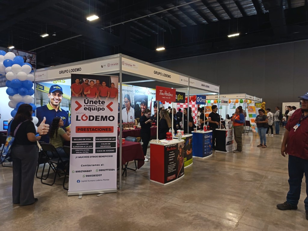 Inauguran Feria Nacional de Empleos para jóvenes