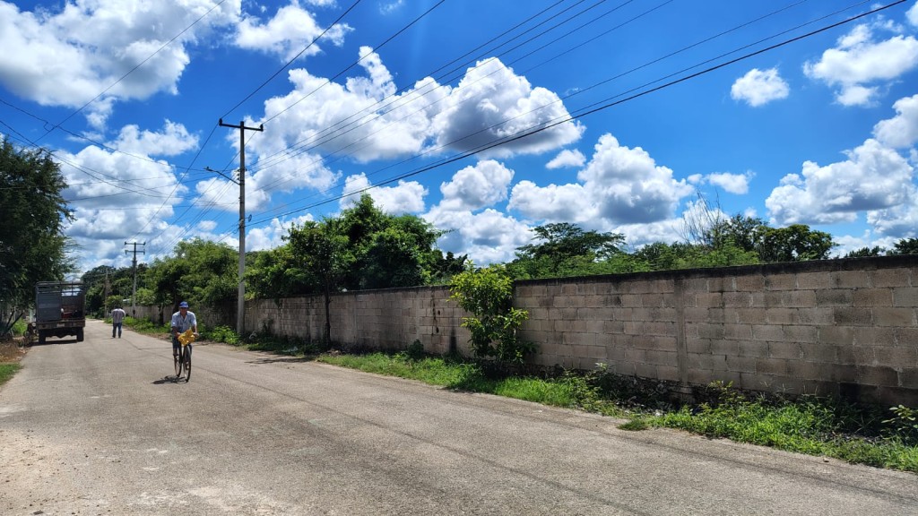 Comienzan levantamiento topográfico de terreno donde construirán primaria de Tizimín