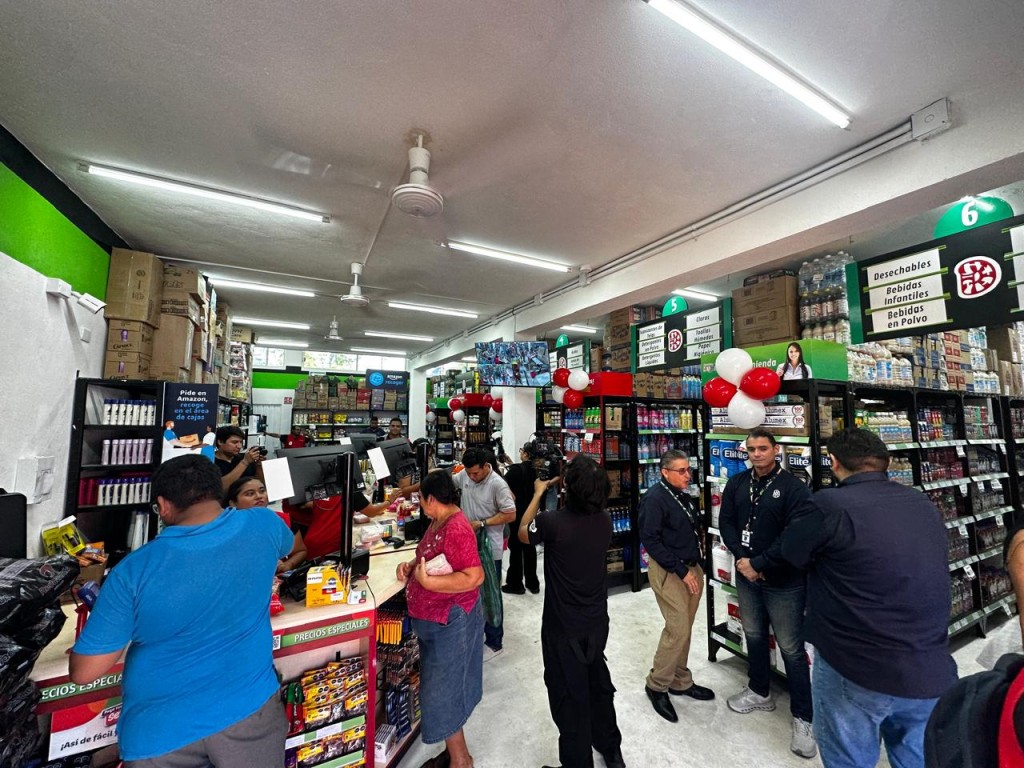 Inaugura Dunosusa nueva sucursal en Kanasín