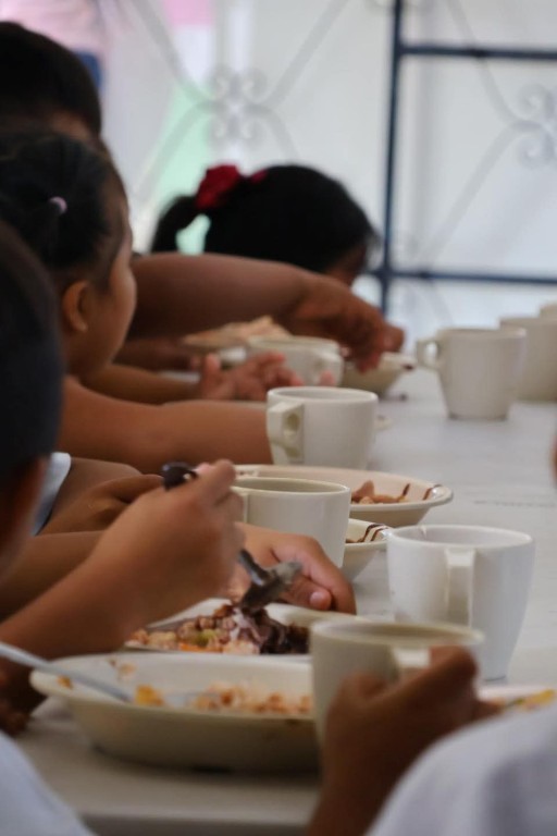 Articulan DIF Tizimín y DIF Yucatán red de apoyos funcionales, médicos y alimentarios para familias vulnerables