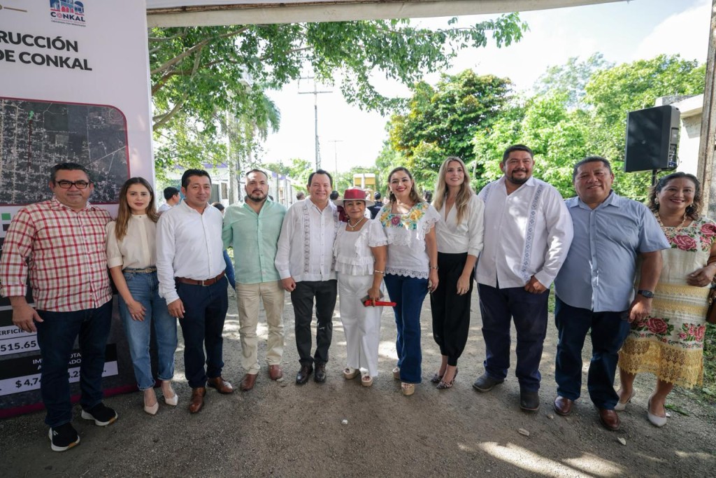 Don Antonio esper&oacute; 50 a&ntilde;os: la calle 16 de Conkal se arregla por primera vez