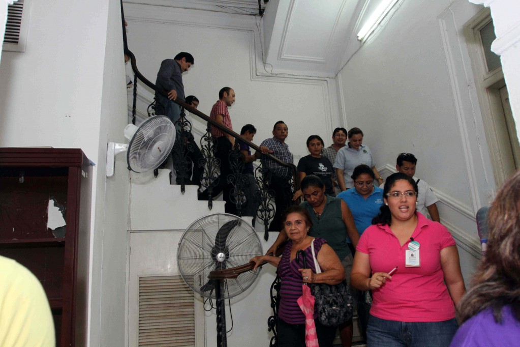 Realizan simulacro en tiempo récord en el DIF Mérida Realizan simulacro en tiempo récord en el DIF Mérida