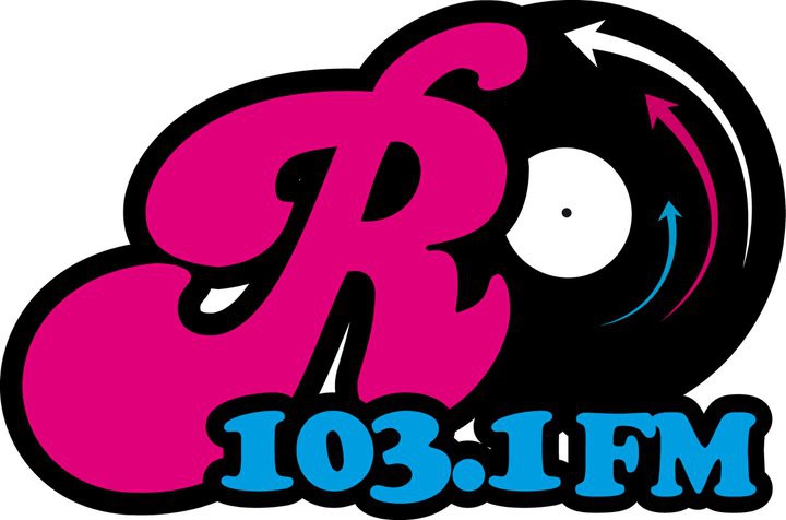 Retro FM celebra en grande su segundo aniversario. Retro FM celebra en grande su segundo aniversario.