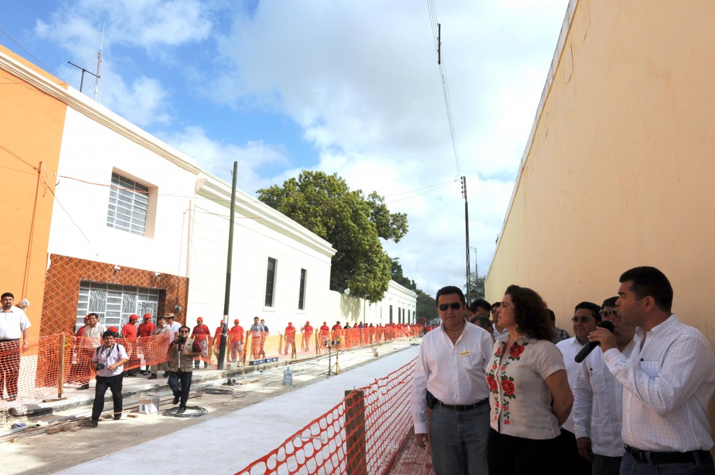 Más calles del centro histórico serán reparadas Más calles del centro histórico serán reparadas