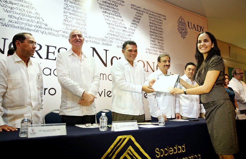 Rolando Zapata Bello Inauguro el 46 Congreso Nacional de la Sociedad Matemática Mexicana Rolando Zapata Bello Inauguro el 46 Congreso Nacional de la Sociedad Matemática Mexicana