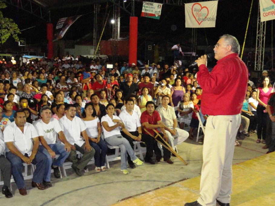 Valladolid: William Sosa Altamira ofreció mantener y fortalecer programas sociales Valladolid: William Sosa Altamira ofreció mantener y fortalecer programas sociales