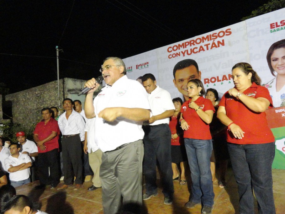 Valladolid: William Sosa Altamira ofrece aplicar una nueva estrategia de gasto social Valladolid: William Sosa Altamira ofrece aplicar una nueva estrategia de gasto social