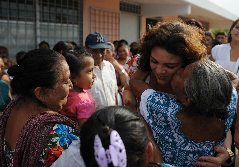 El gobierno estatal realiza acciones contra la pobreza El gobierno estatal realiza acciones contra la pobreza