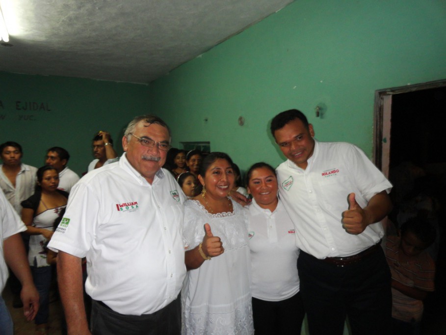 Valladolid: William Sosa Altamira escucha las necesidades y problemática de los habitantes de Peto Valladolid: William Sosa Altamira escucha las necesidades y problemática de los habitantes de Peto