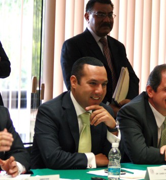 PRI quiere los 24 millones de votos juveniles PRI quiere los 24 millones de votos juveniles