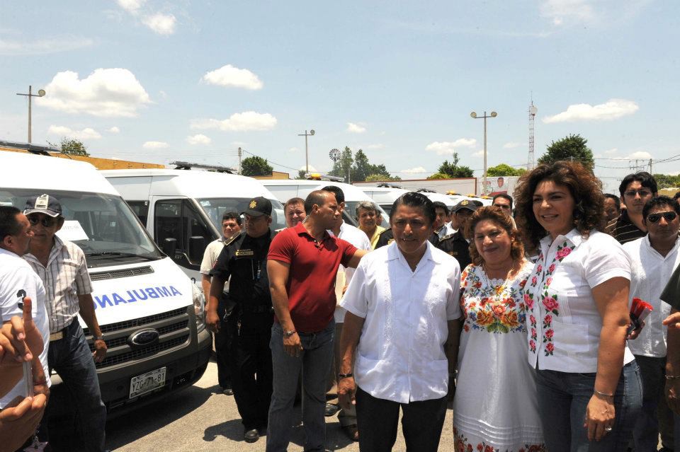 Ambulancias para 30 municipios Ambulancias para 30 municipios