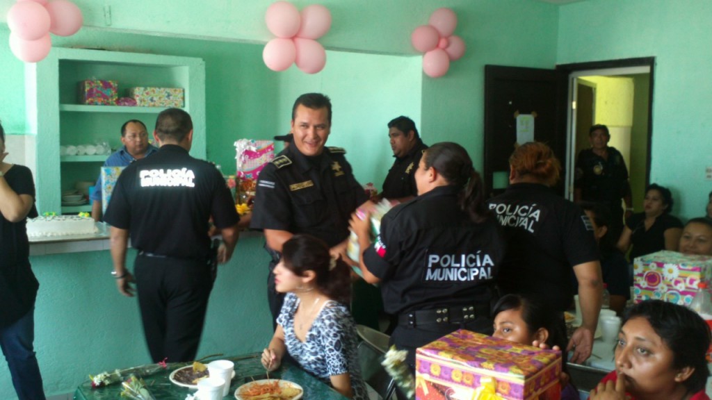 Progreso: Celebran mamás policías de Progreso Progreso: Celebran mamás policías de Progreso