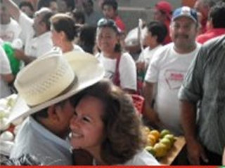 Tizimín: Chary Díaz comprometida con jóvenes de comisarías.