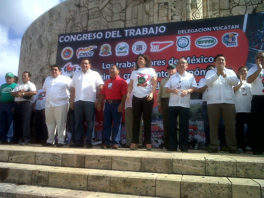 Los trabajadores, motor para el desarrollo de Yucatán. Los trabajadores, motor para el desarrollo de Yucatán.