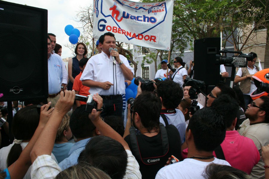 “Huacho” Díaz Mena asegura “Desde Mérida” que su gobierno será responsable “Huacho” Díaz Mena asegura “Desde Mérida” que su gobierno será responsable