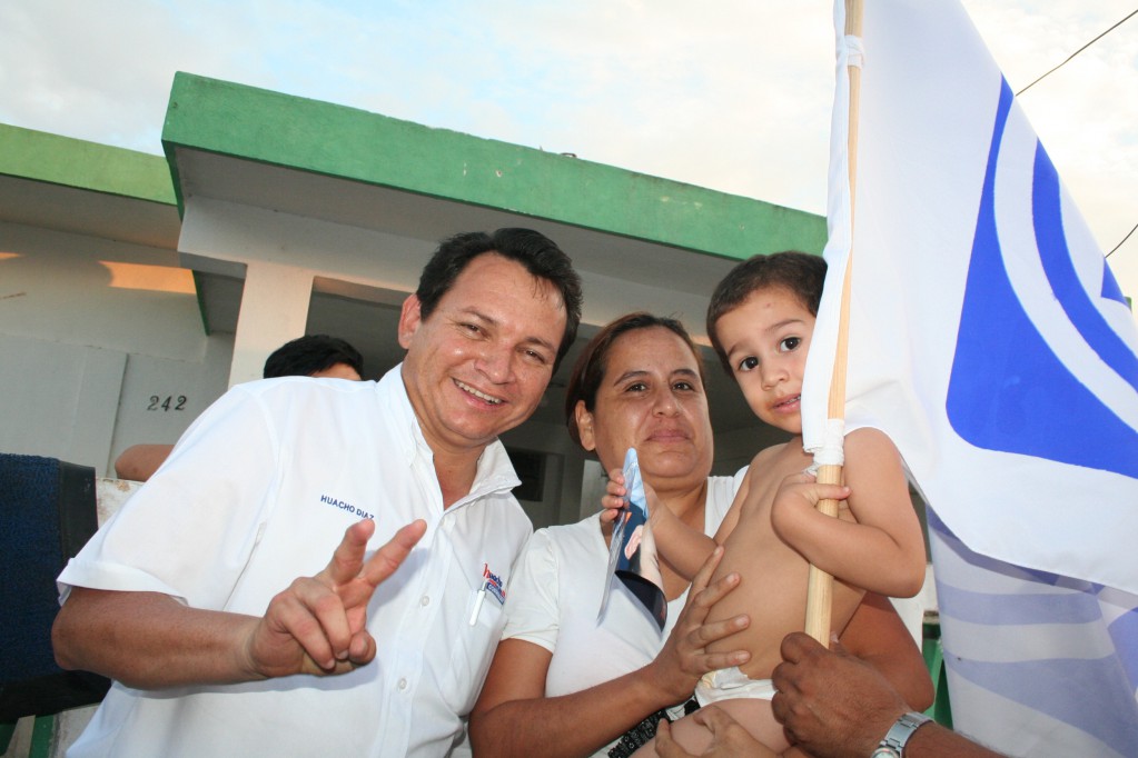 Huacho reconoce democracia en Yucatán Huacho reconoce democracia en Yucatán