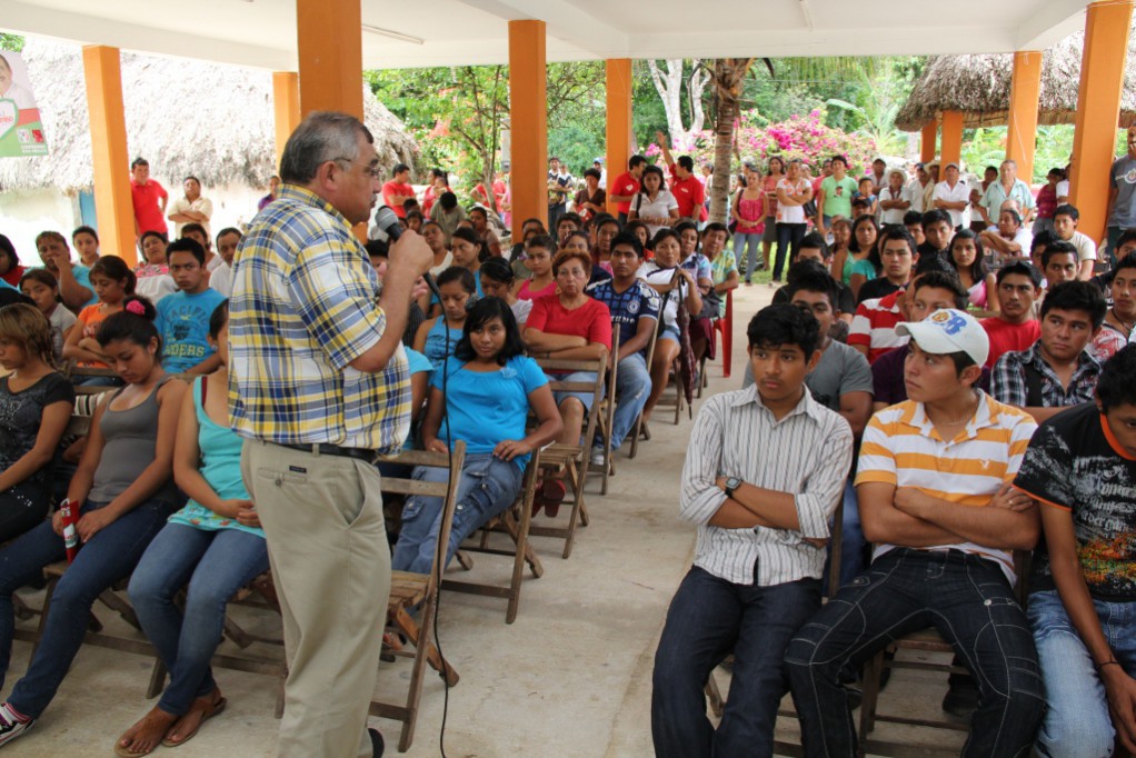William Sosa se compromete a apoyar a la juventud yucateca William Sosa se compromete a apoyar a la juventud yucateca