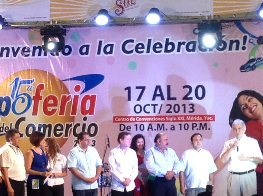 Premia Canacome a jóvenes emprendedores en la Expoferia del Comercio Premia Canacome a jóvenes emprendedores en la Expoferia del Comercio