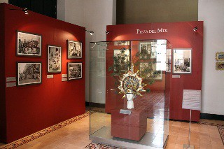 Exhiben muestra gráfica de los primeros años del Carnaval de Mérida Exhiben muestra gráfica de los primeros años del Carnaval de Mérida