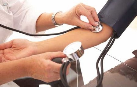 Aconsejan a personas hipertensas a tener mayor cuidado en fiestas decembrinas Aconsejan a personas hipertensas a tener mayor cuidado en fiestas decembrinas