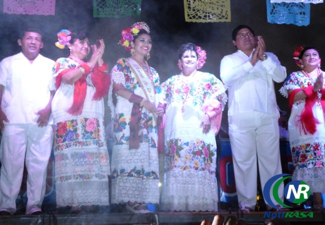 TIZIMIN: Con la tradicional noche de alborada inicia la Feria de Reyes 2014. TIZIMIN: Con la tradicional noche de alborada inicia la Feria de Reyes 2014.