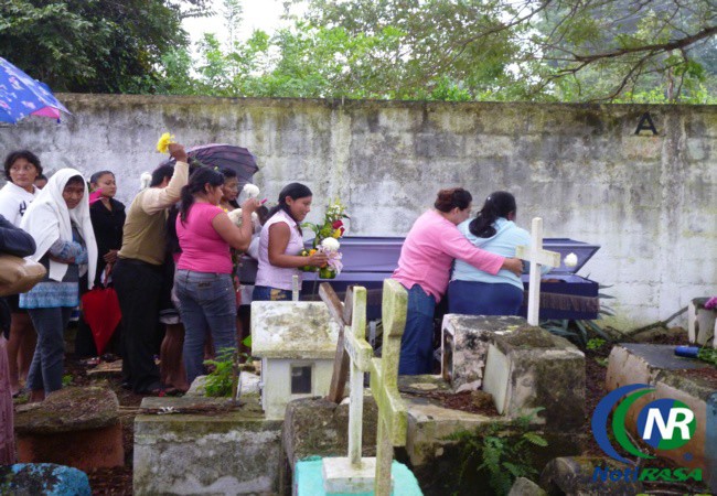 Culpaban al Hospital San Carlos Tizimín de la muerte de una mujer. Culpaban al Hospital San Carlos Tizimín de la muerte de una mujer.