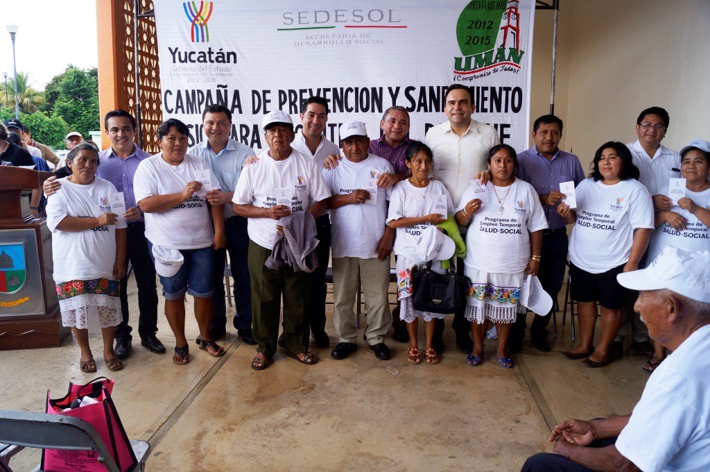 Pagan empleo temporal a yucatecos de 11 localidades Pagan empleo temporal a yucatecos de 11 localidades