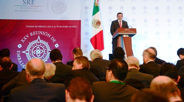 El Gobernador presente en la Reunión de Embajadores y Cónsules El Gobernador presente en la Reunión de Embajadores y Cónsules