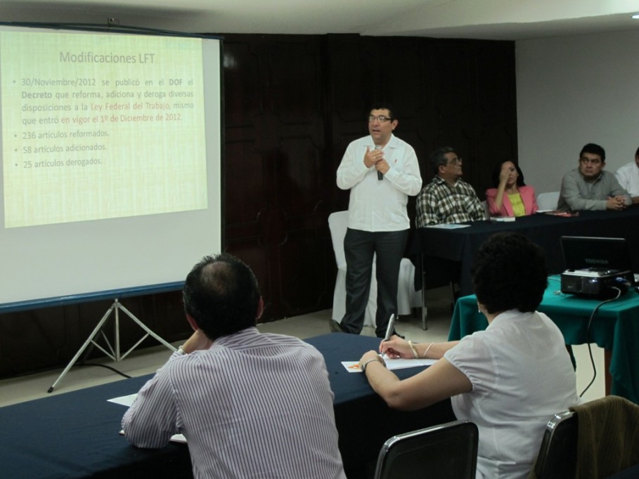 STPS charla sobre la reforma laboral con los de CANACINTRA STPS charla sobre la reforma laboral con los de CANACINTRA