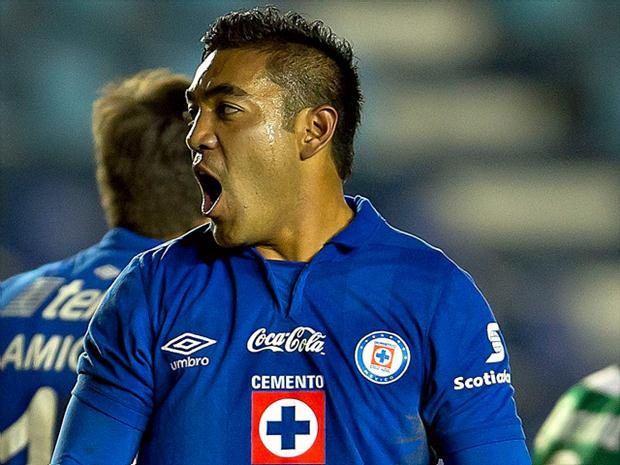 Marco Fabián, las piernas más caras del país Marco Fabián, las piernas más caras del país