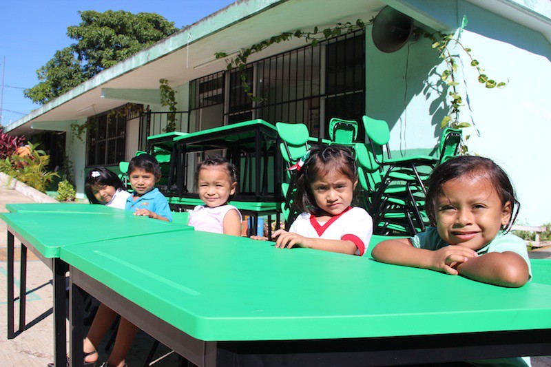 Se dota de mobiliario escolar a jardines de niños de Valladolid Se dota de mobiliario escolar a jardines de niños de Valladolid