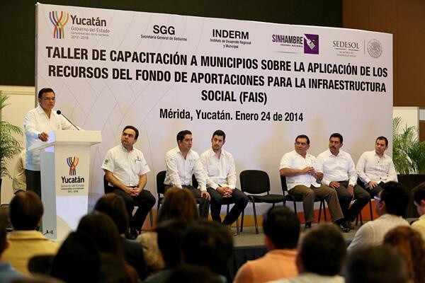 Llama Gobernador a unificar esfuerzos en combate a la pobreza Llama Gobernador a unificar esfuerzos en combate a la pobreza