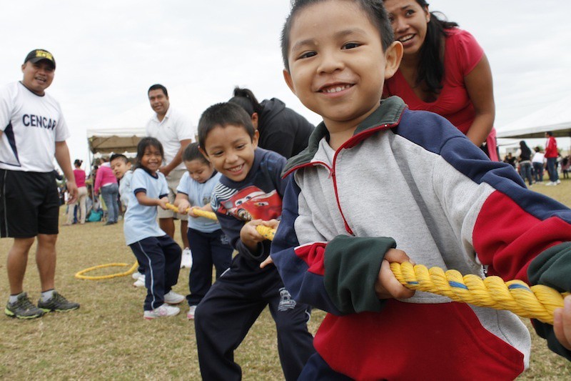 Fomentan el deporte como vínculo entre padres de familia e hijos Fomentan el deporte como vínculo entre padres de familia e hijos