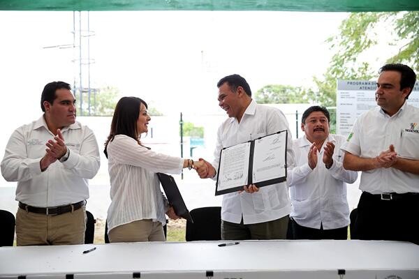 Gobierno del Estado y  CDI firman convenios para potenciar el desarrollo de este sector.