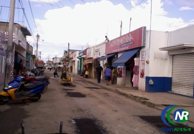 Redoblan esfuerzos para bachear calles de Tizimín. Redoblan esfuerzos para bachear calles de Tizimín.